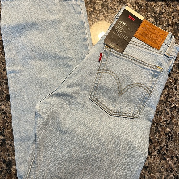 Jeans | Levis Wedgie Fit Jeans | Poshmark